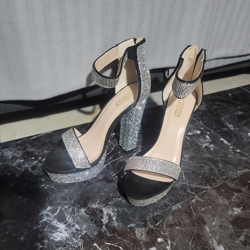 X2B Heels